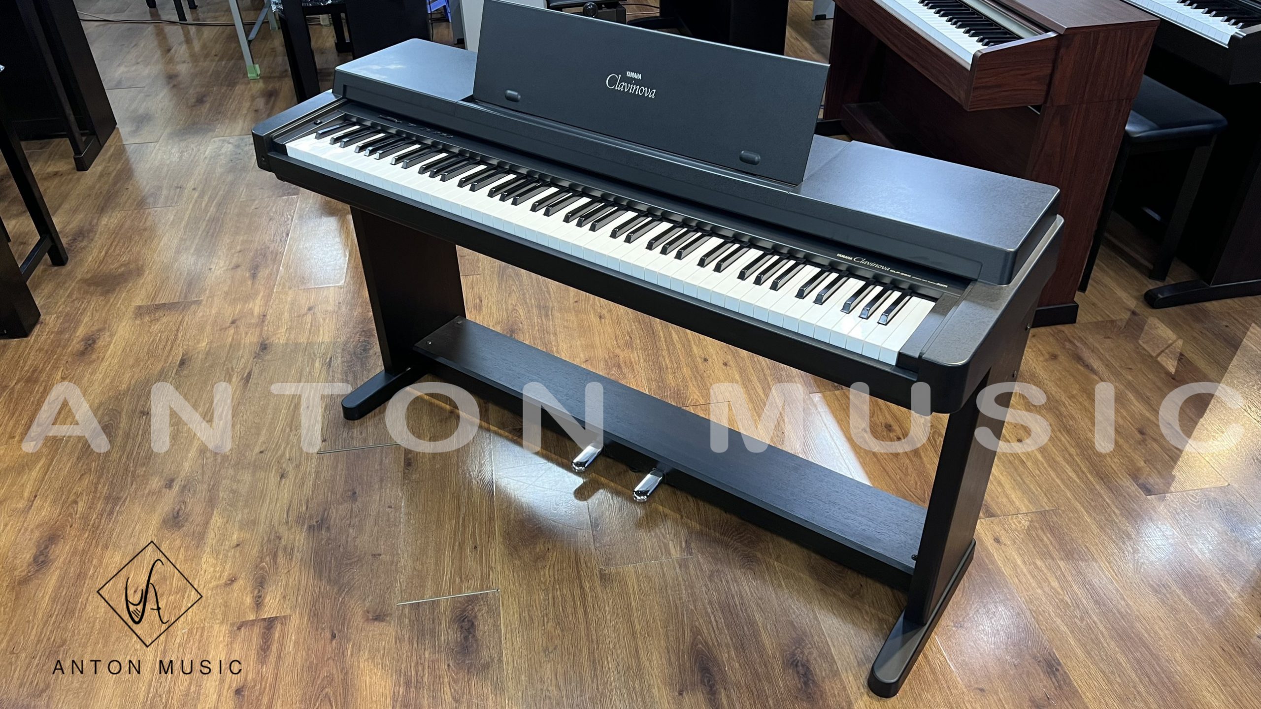 Tại sao chọn Piano Yamaha CLP 350?