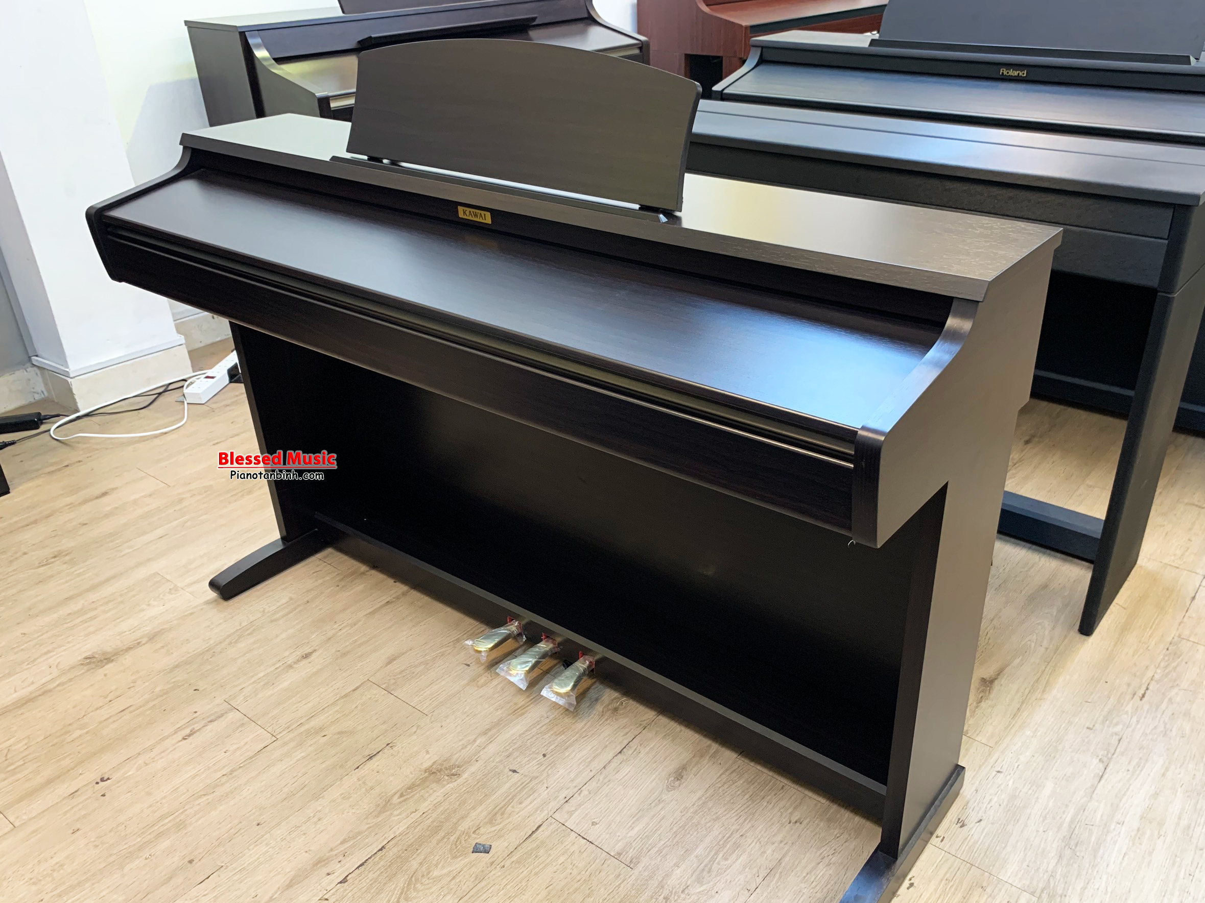 So sánh Kawai KDP 80 với các dòng đàn piano điện khác