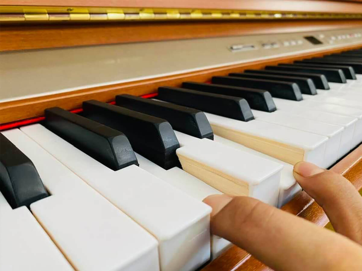 Đàn Piano Điện Kawai L 51: Tổng Quan và Đặc Điểm Nổi Bật
