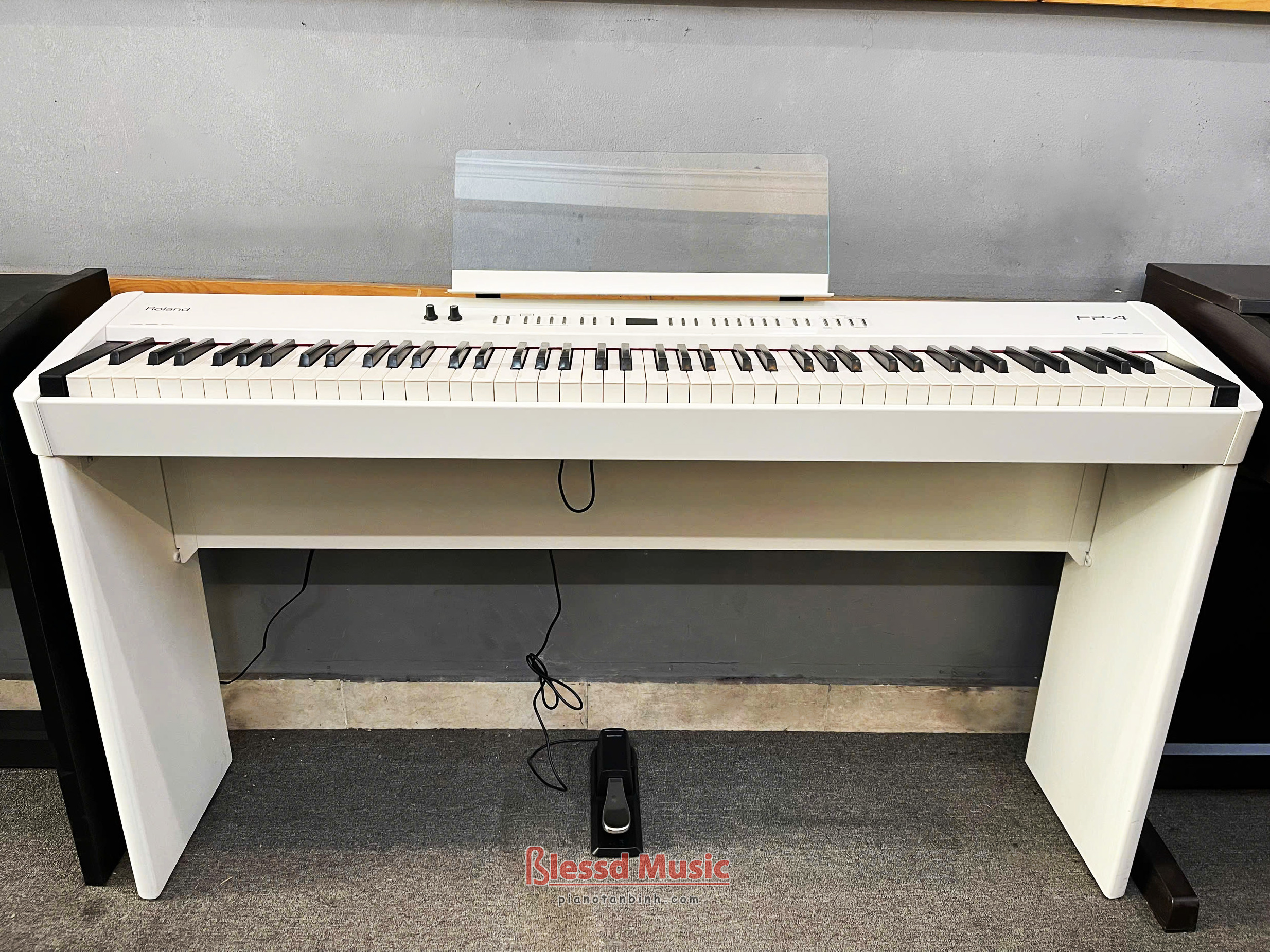 Đàn Piano Điện Roland FP 4 Tổng quan về sản phẩm