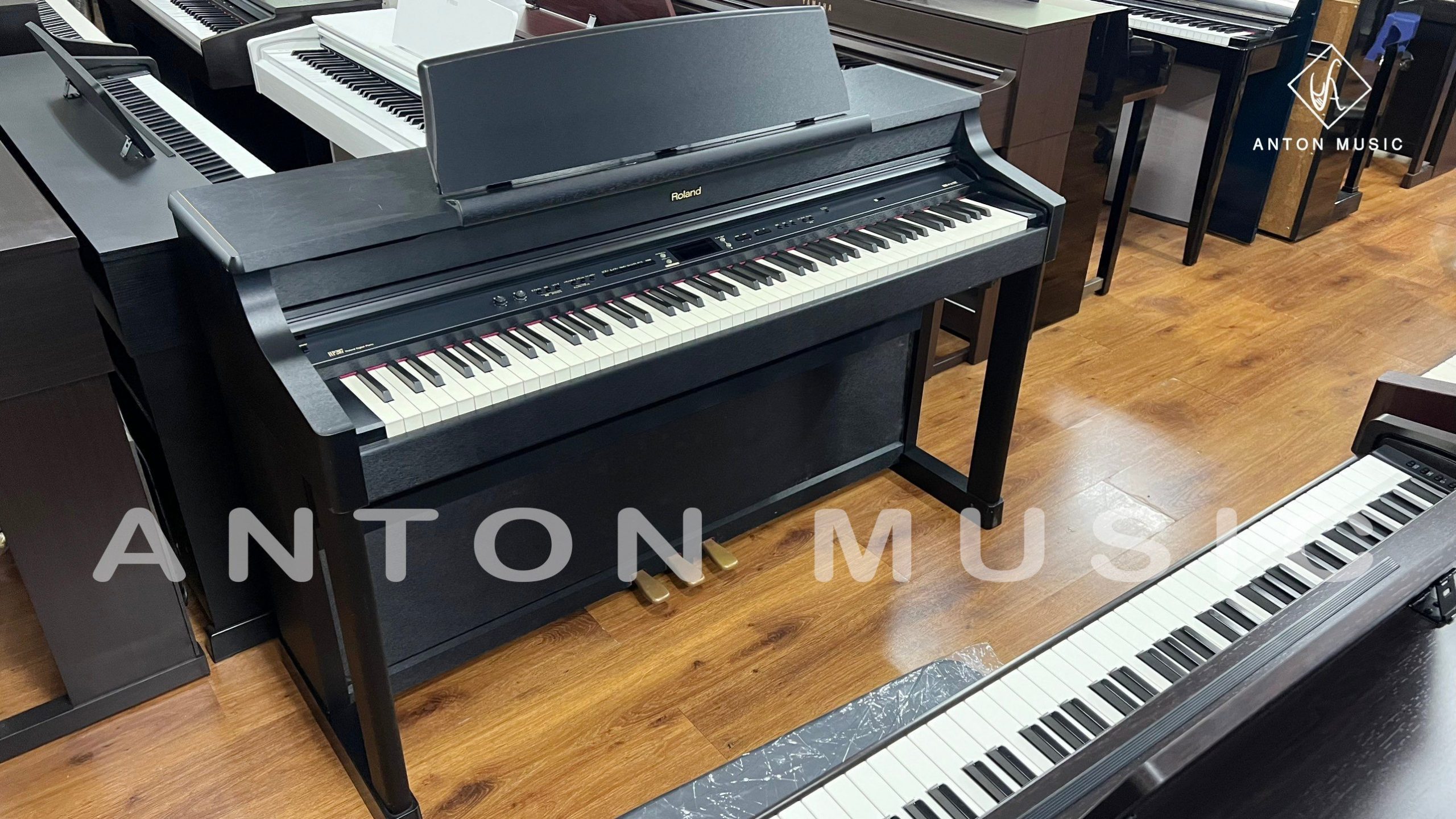 Đánh giá tổng quan về Đàn Piano Điện Roland HP 207