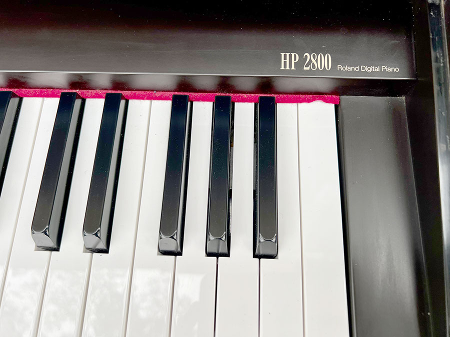 So sánh Đàn Piano Điện Roland HP 2800 với các mẫu khác