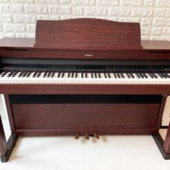 Đàn Piano Điện Roland HP 307: Đánh Giá, Tính Năng Nổi Bật Và Giá Cả 2025