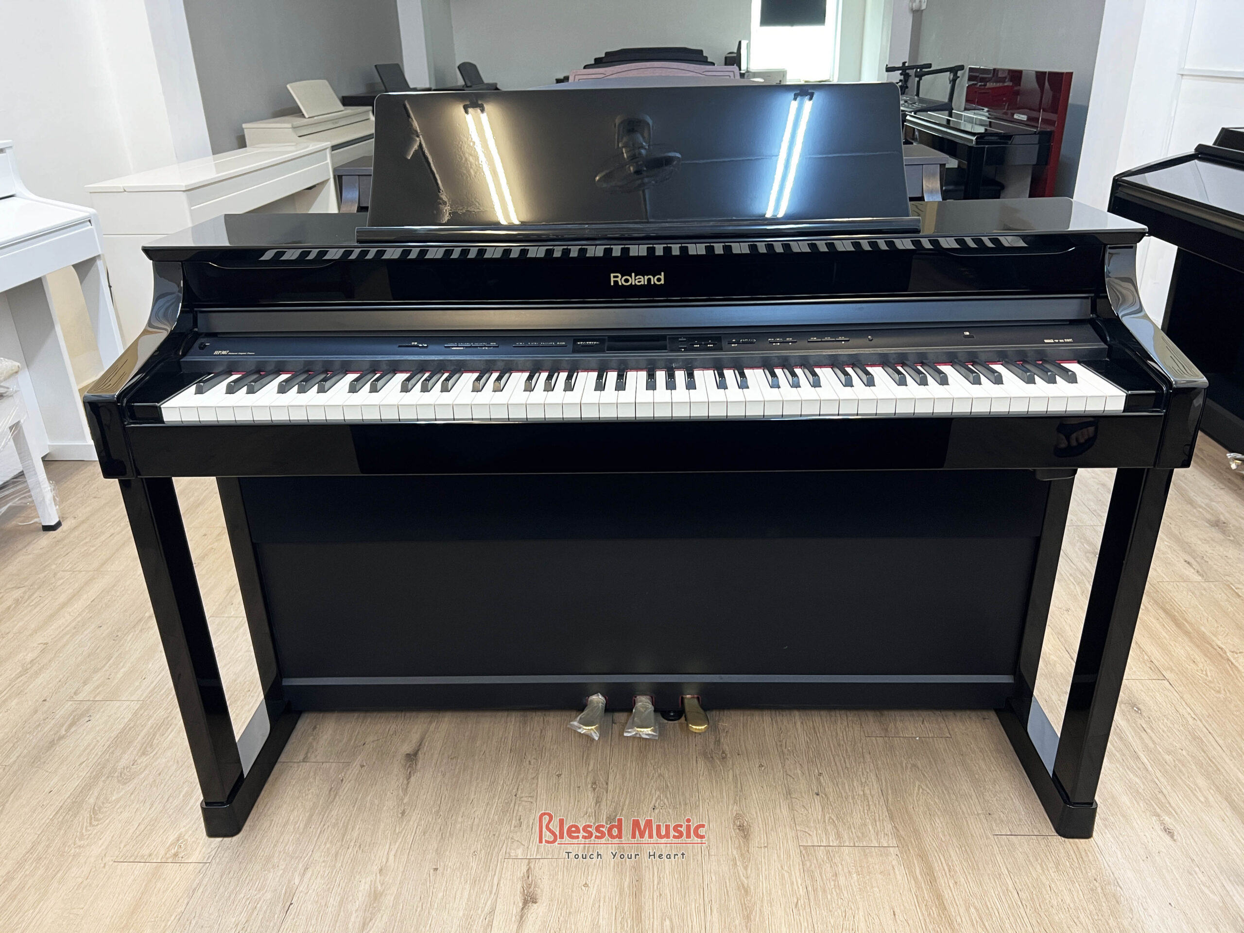 Đặc điểm nổi bật của đàn piano điện Roland HP 307 PE