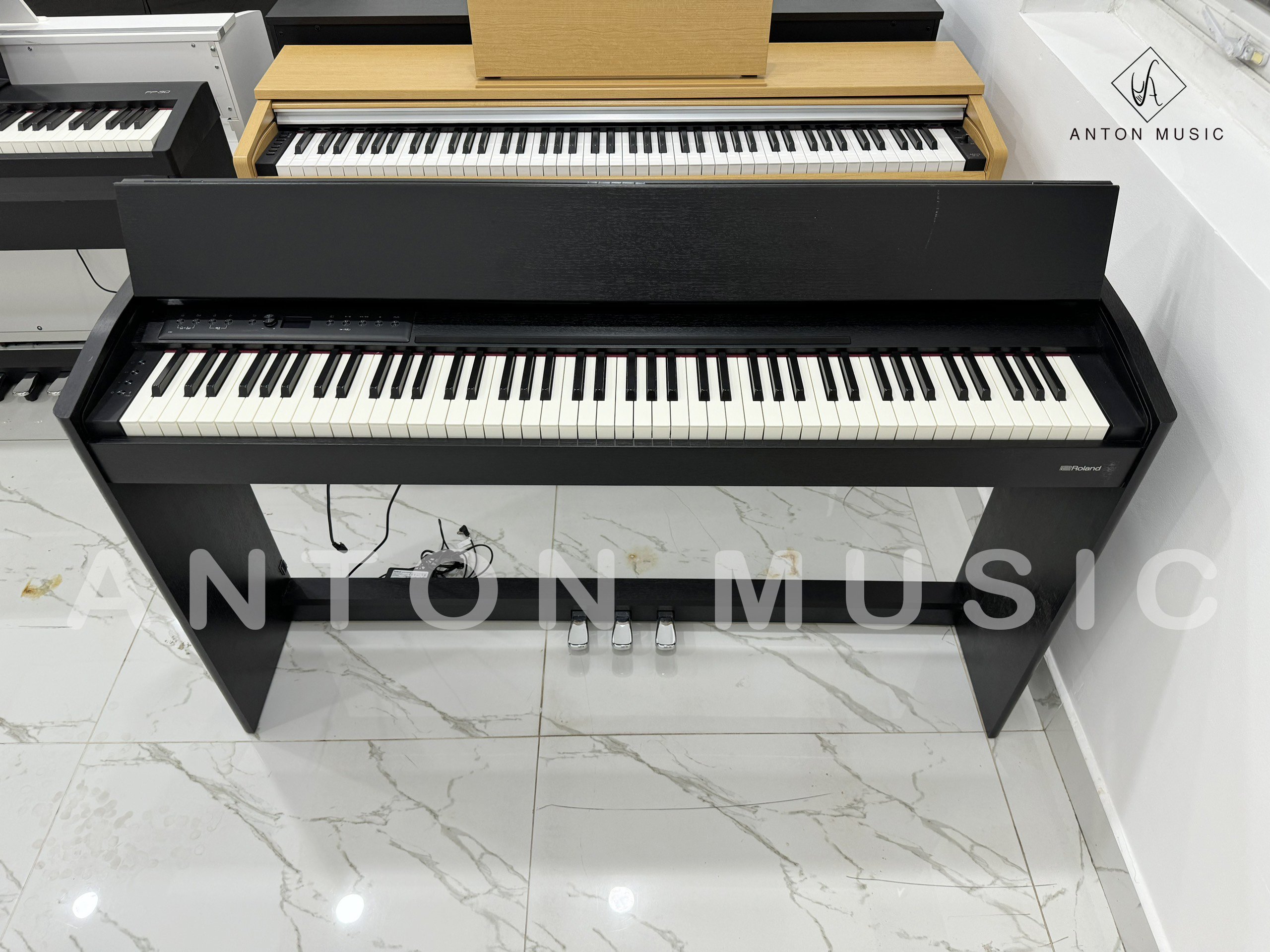 So sánh với các mẫu đàn Piano Điện khác trên thị trường