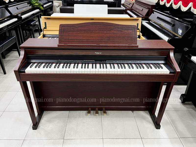 So sánh Roland HP 505 GP với các mẫu đàn piano điện khác