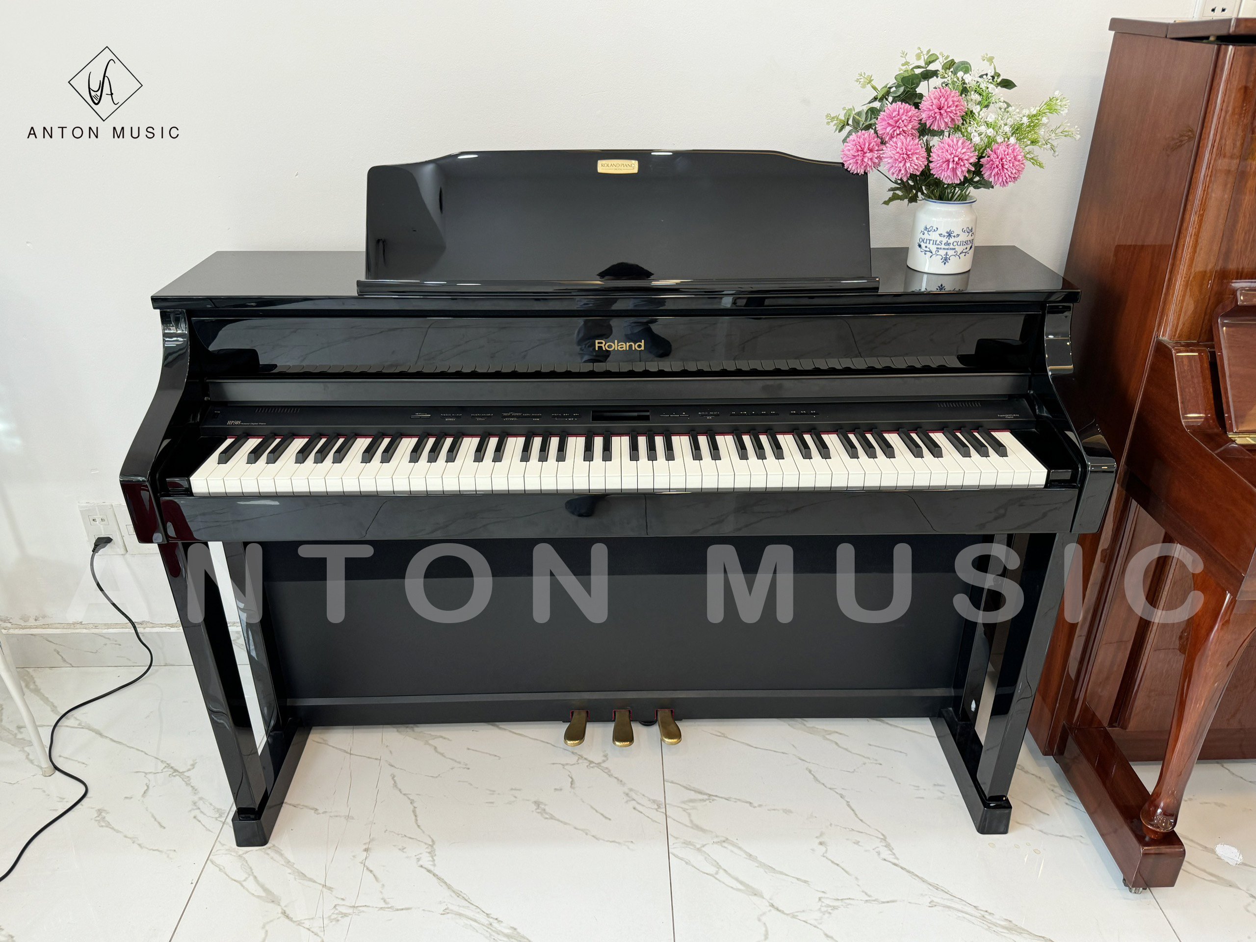 So sánh giữa Roland HP 508 và các mẫu đàn piano điện khác