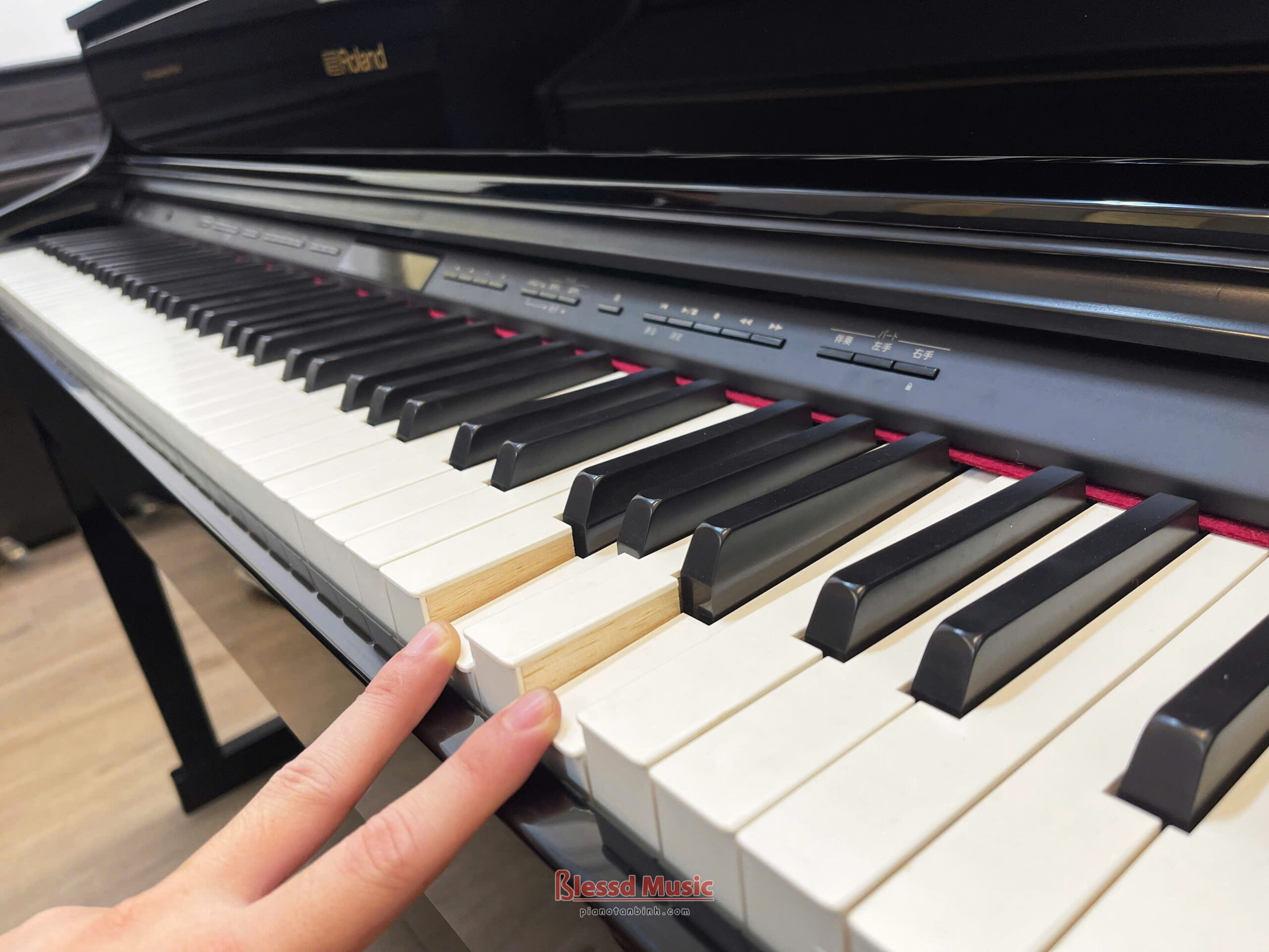 Tính năng nổi bật của Đàn Piano Điện Roland HP 605 PE