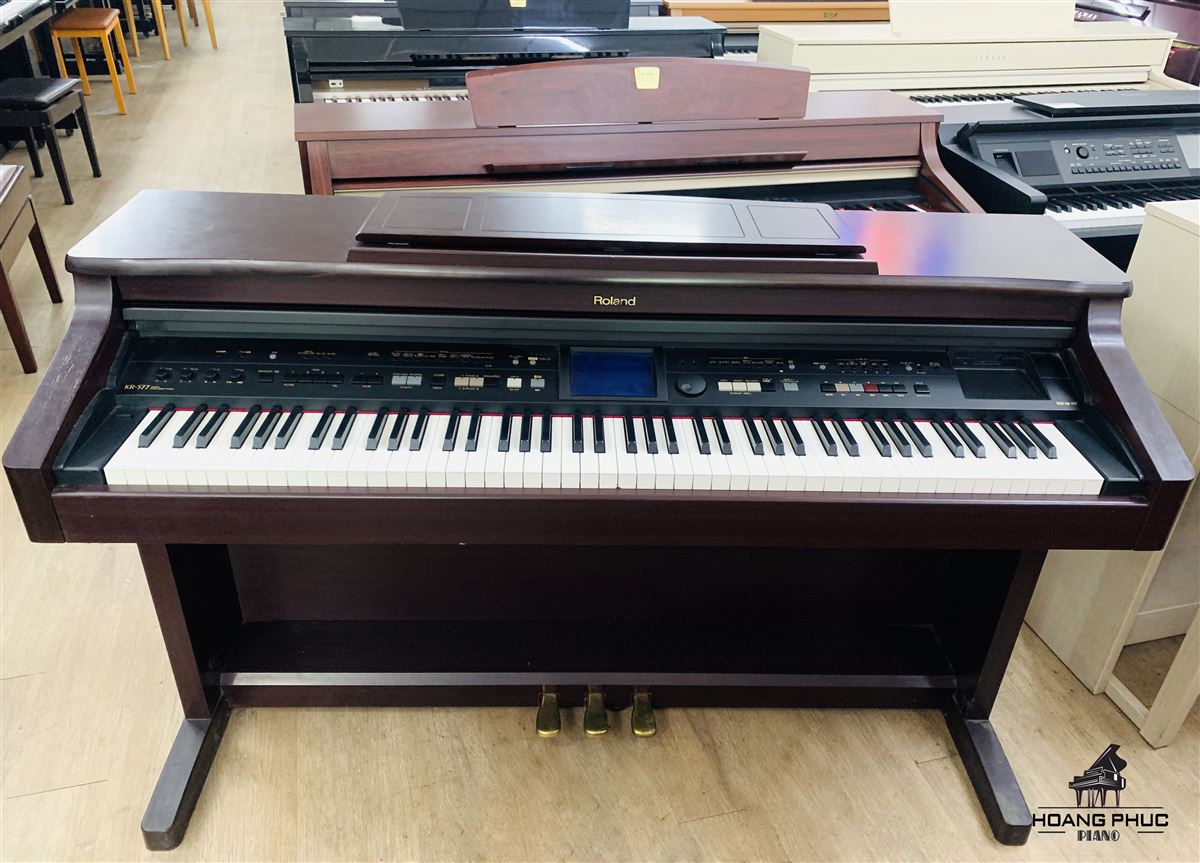 Đặc điểm nổi bật của đàn piano điện Roland KR 577