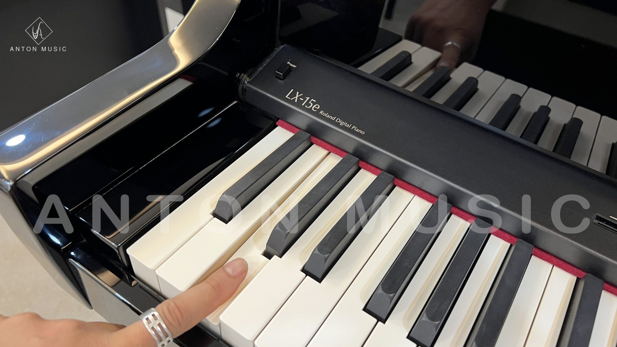 Hướng dẫn sử dụng đàn Piano Điện Roland LX 15 hiệu quả