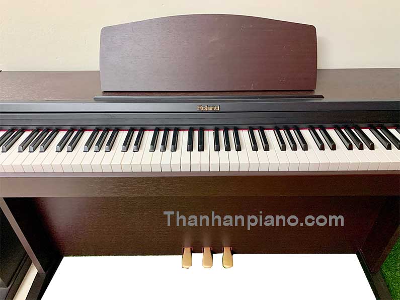 Đàn Piano Điện Roland MP 101 Tổng Quan và Đặc Điểm Nổi Bật