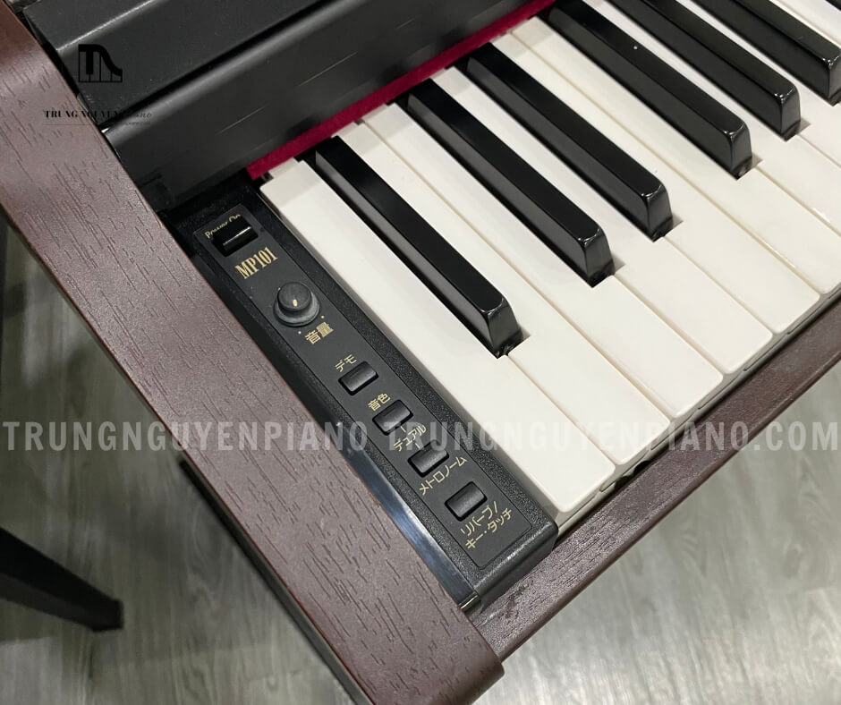 So Sánh Đàn Piano Điện Roland MP 101 với Các Mẫu Đàn Khác