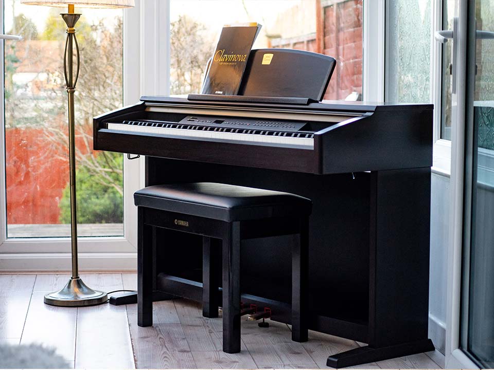 So sánh Yamaha CLP 130 với các mẫu đàn khác