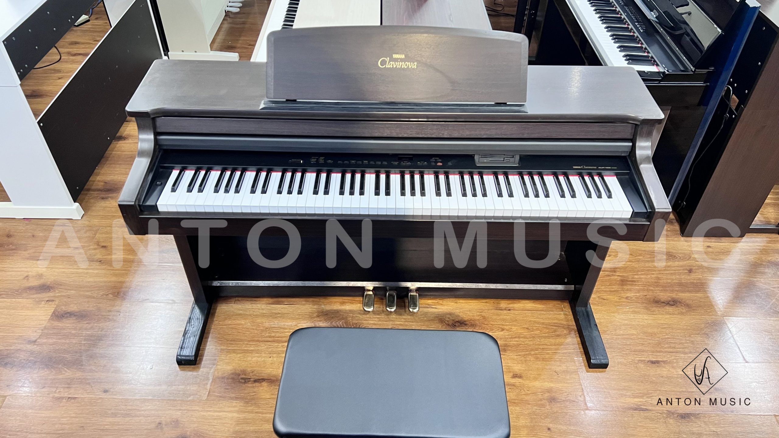 Đàn Piano Điện Yamaha CLP 156: Giới thiệu và Đặc điểm Nổi bật