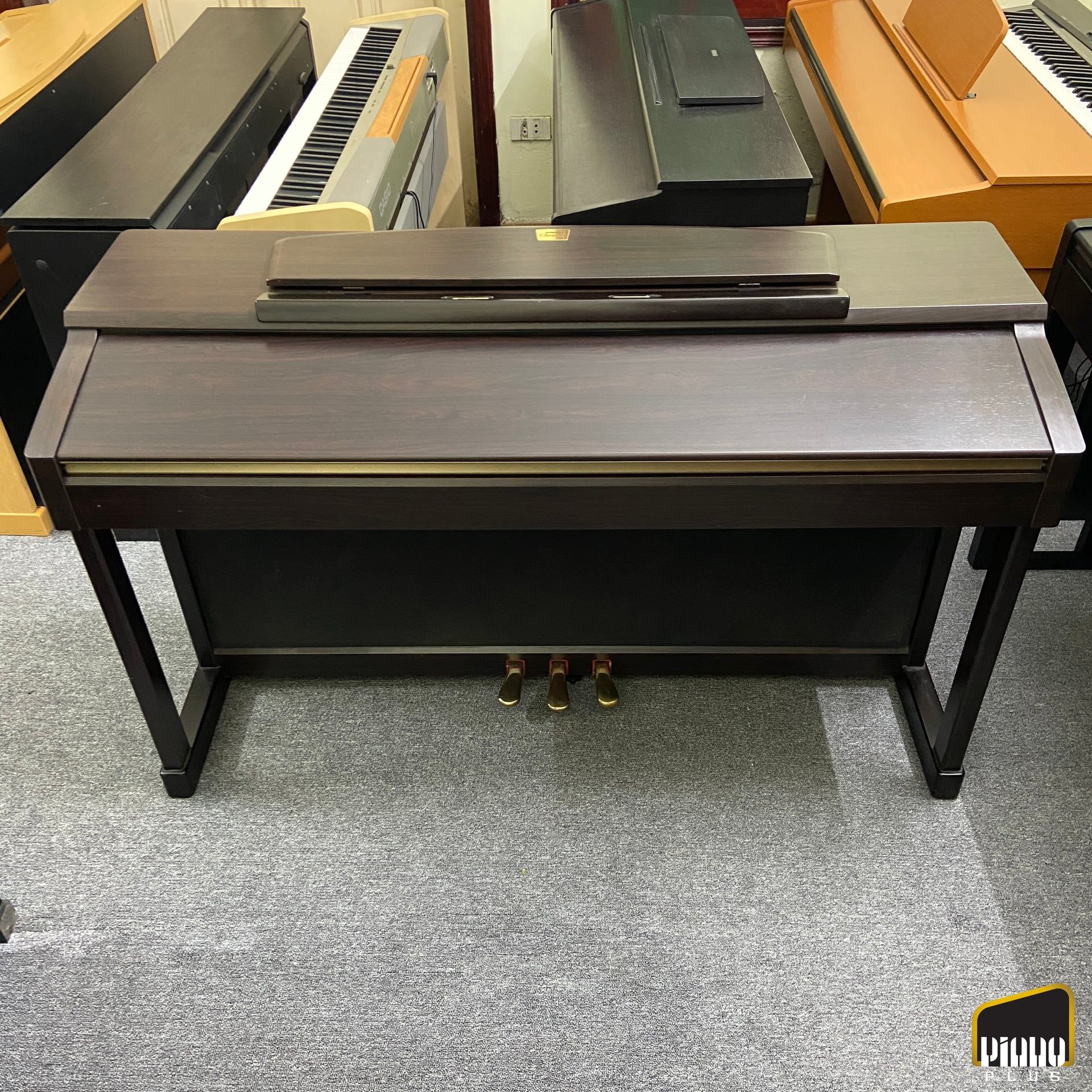 Đánh giá tổng quan về đàn piano điện Yamaha CLP 170 PE