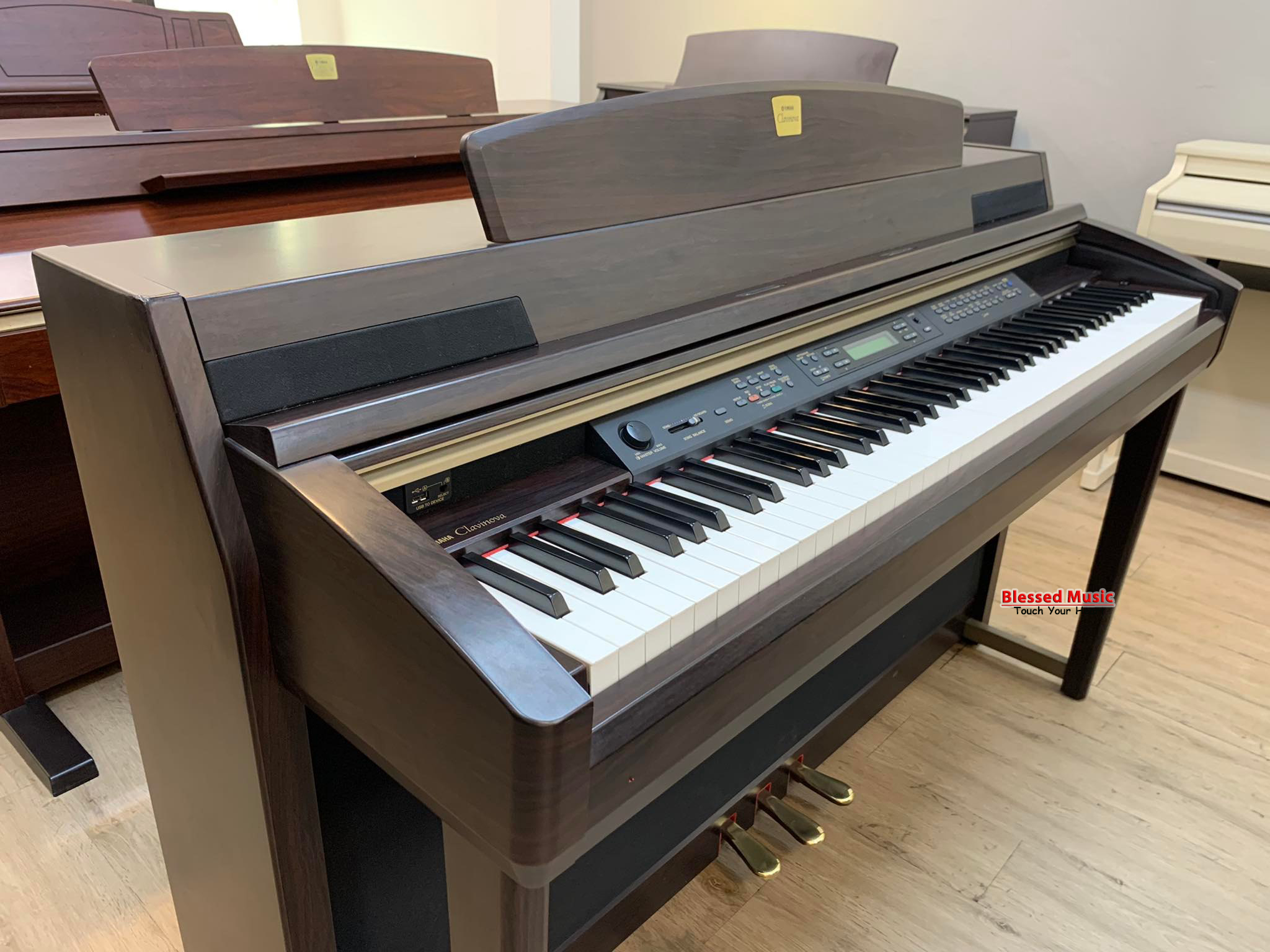 Lợi ích khi sử dụng đàn piano điện Yamaha CLP 280