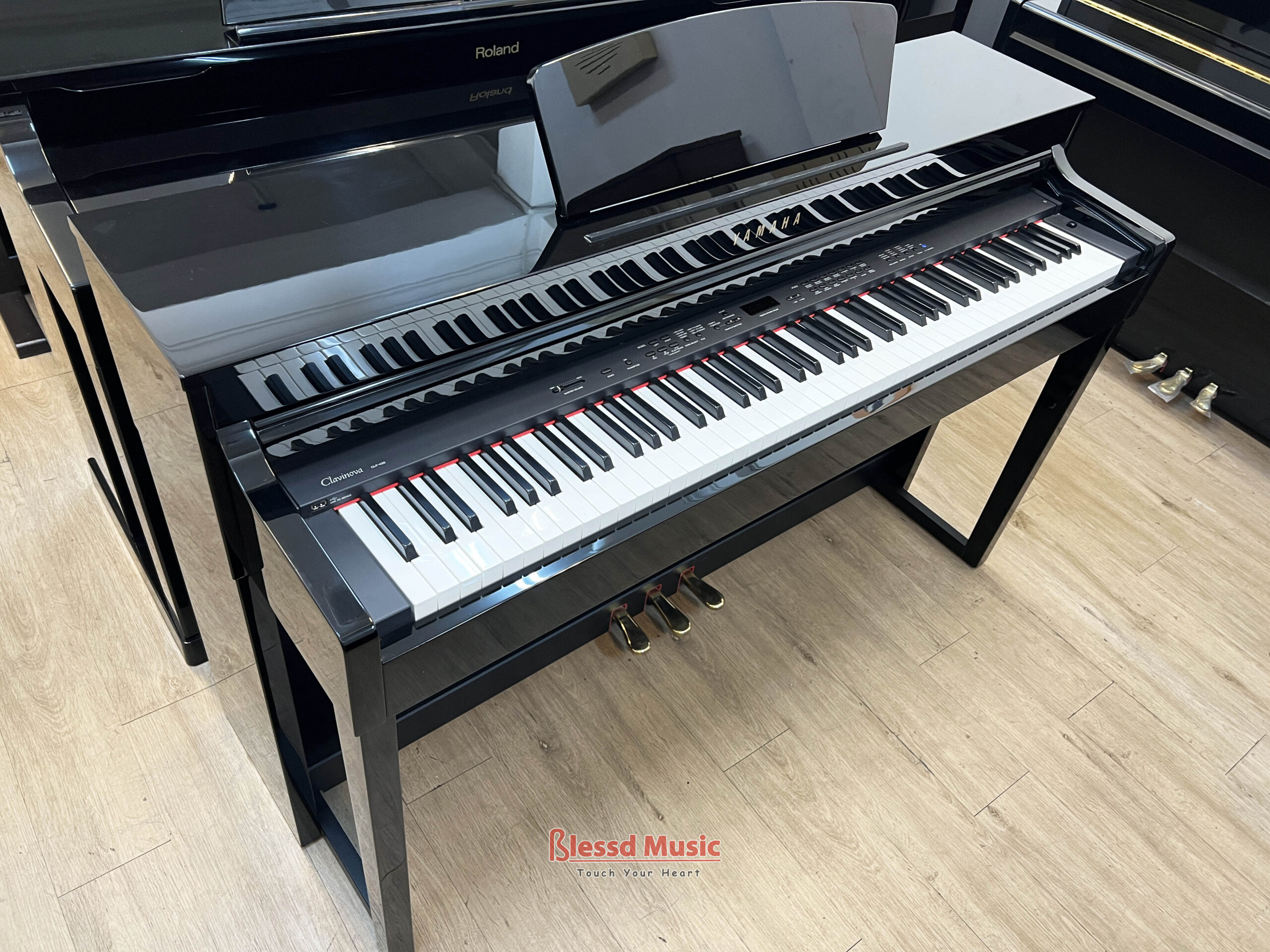 Tính năng nổi bật của Yamaha CLP 430 PE