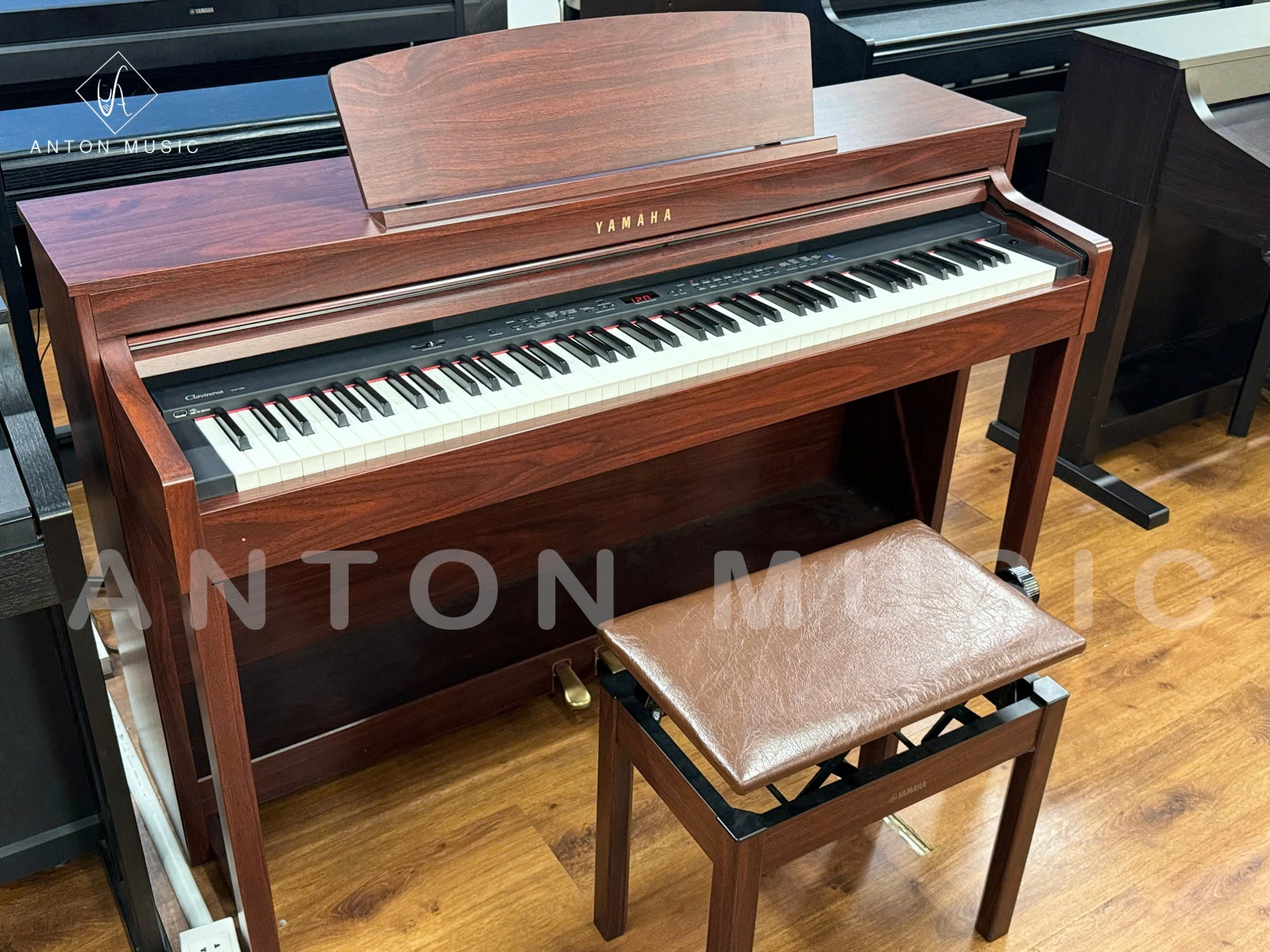 So Sánh Đàn Piano Điện Yamaha CLP 440 với Các Mẫu Khác
