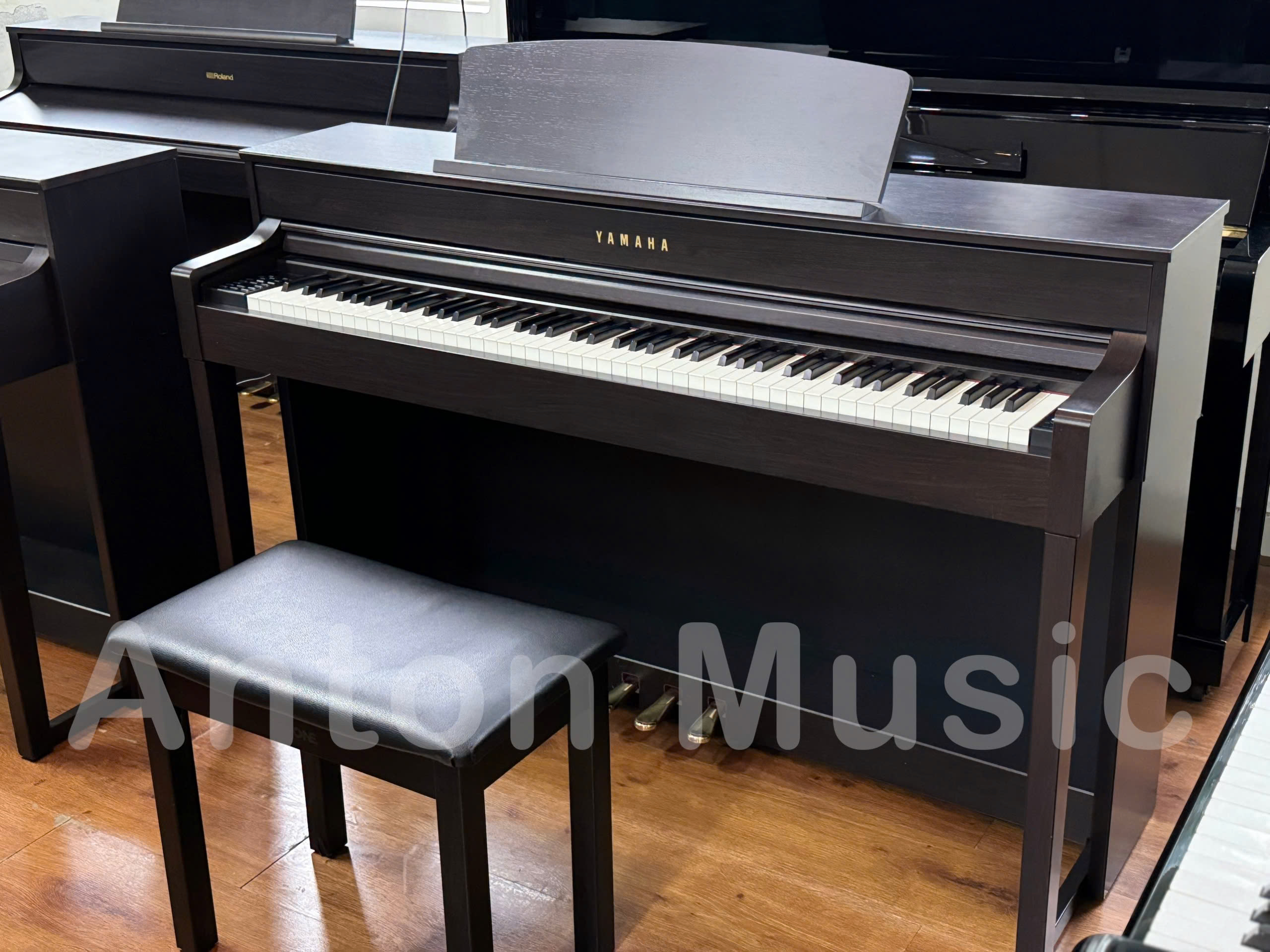 Tính năng và công nghệ âm thanh của Yamaha CLP 545 PE
