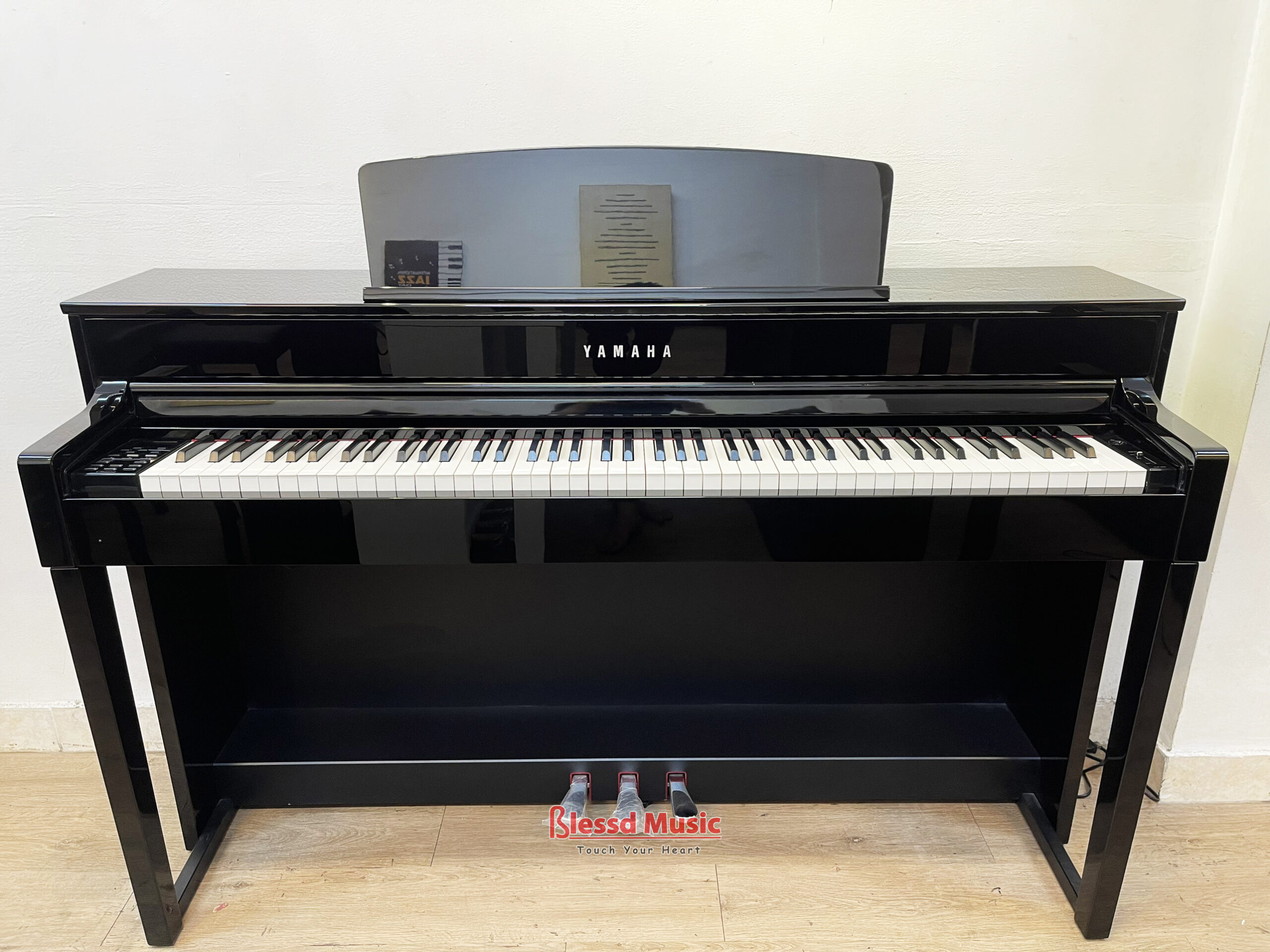 Hướng dẫn chọn mua đàn Piano điện Yamaha CLP 575 PE phù hợp