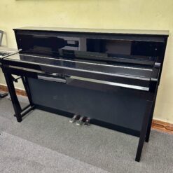 Đàn Piano Điện Yamaha CLP 585 PE: Đánh Giá, Đặc Điểm Nổi Bật Và Giá Cả 2025
