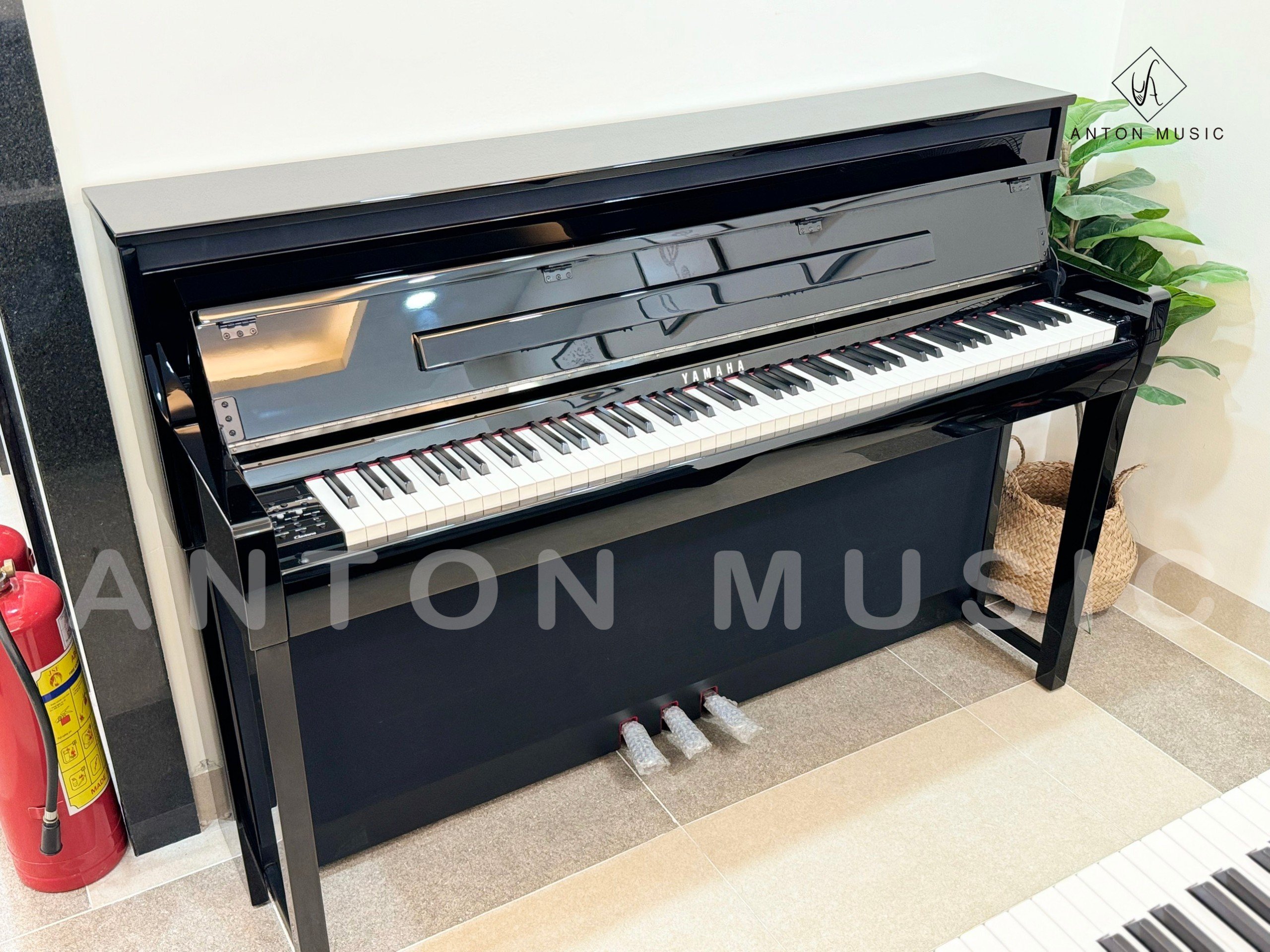 So sánh Yamaha CLP 685 PE với các mẫu đàn piano điện khác