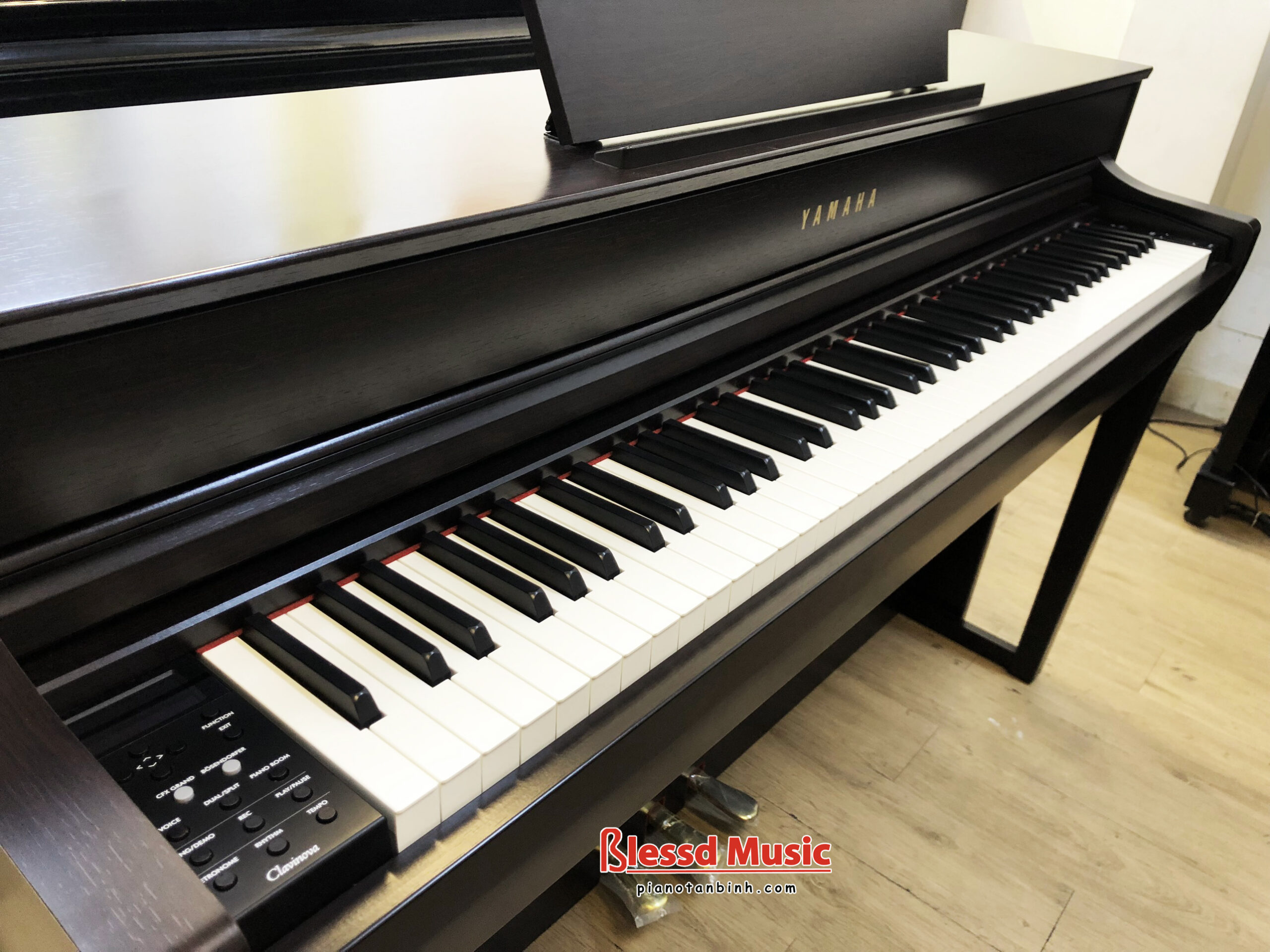 Hướng Dẫn Sử Dụng Đàn Piano Điện Yamaha CLP 735