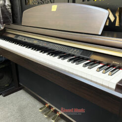 Đàn Piano Điện Yamaha CLP 950: Đánh Giá Chất Lượng Âm Thanh Và Thiết Kế Hiện Đại Năm 2025