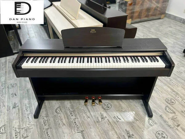 So sánh đàn piano điện Yamaha YDP 145 với các mẫu khác