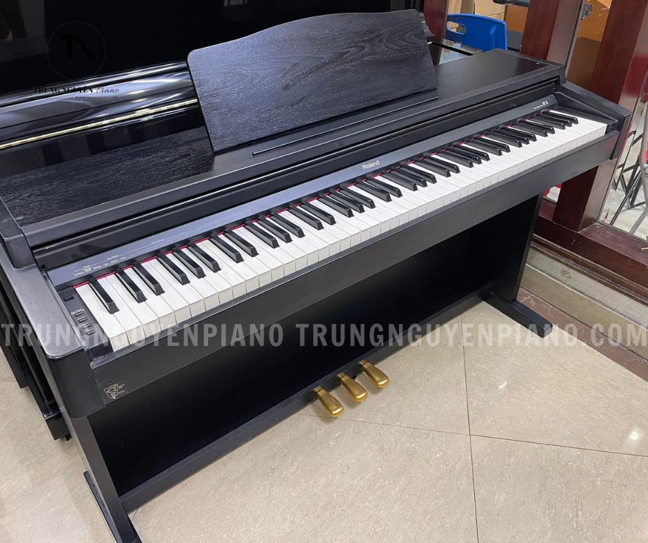 Piano Điện Roland HP147: Đánh Giá, Giá Cả Và Lợi Ích Cho Người Mới Học 2025