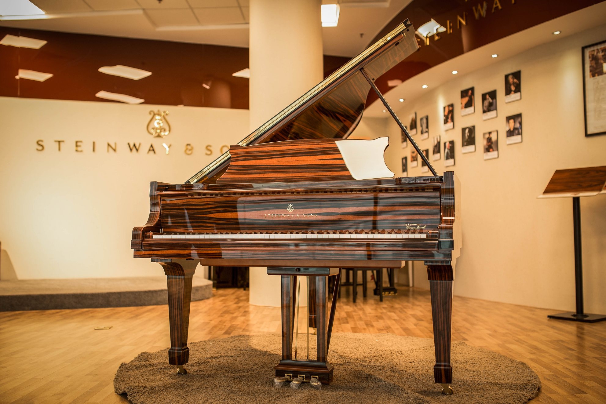 Lịch sử và Di sản của Steinway