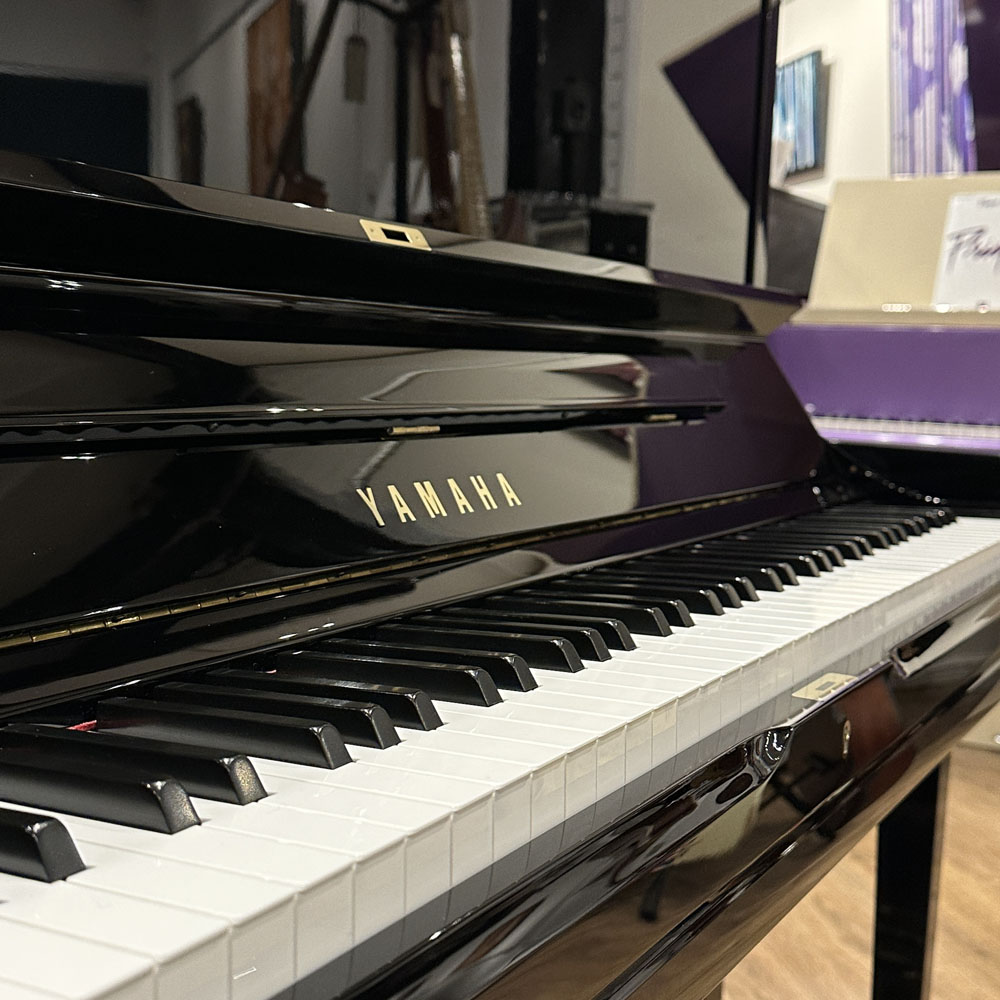 Yamaha Upright YUS3 PE: Đánh Giá Âm Thanh Và Thiết Kế Đàn Piano Chất Lượng Cao 2025