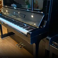 Piano Cơ Yamaha UX3 7 Đàn Piano Yamaha UX3