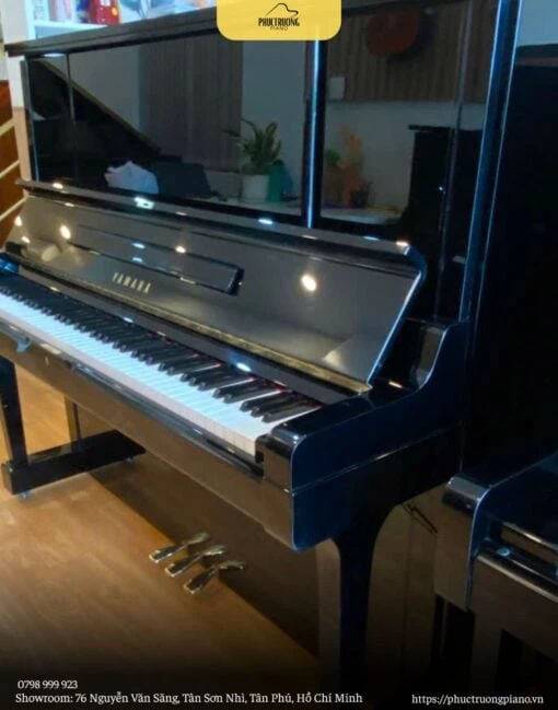 Đàn Piano Yamaha UX3