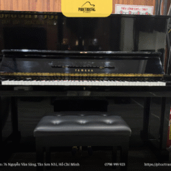Yamaha U3 piano
